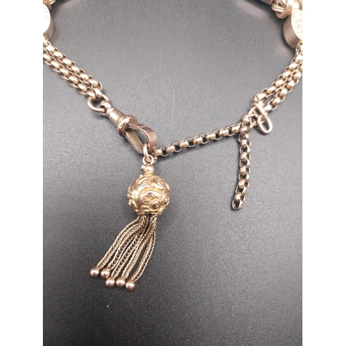 62 - 9 ct gold ornate Ladies bracelet. Wt: 16.1 grms.