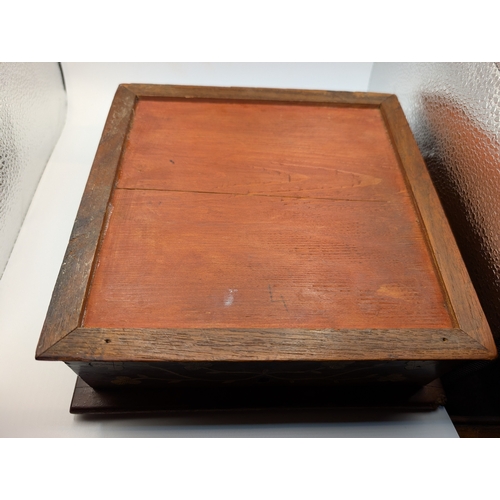 1 - 19th C. Irish Killarney wood arbutus and marquetry box inlaid with Shamrocks and vignette of Muckros... 