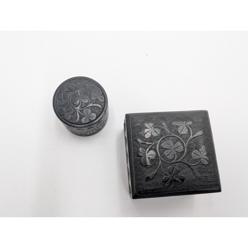 21 - Collection of seven 19th C. Irish bog oak lidded boxes and a tray decorated with Shamrocks. {2 cm H ... 