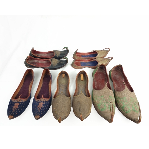 57 - Five pairs of embroidered sandal shoes, Ottoman Turkey, Balkans or Anatolia, 19th Century .
Of tradi... 