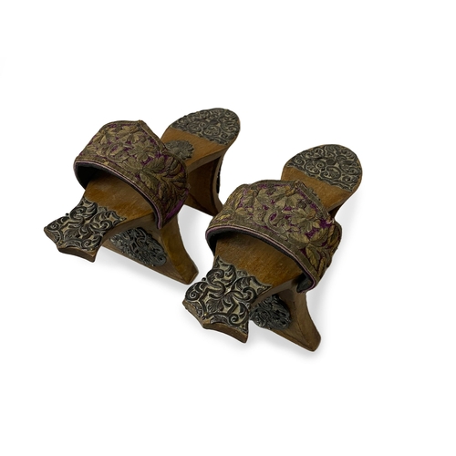 140 - OTTOMAN, 19TH CENTURY, LADIES TRADITIONAL HAMMAM SHOES

Comprising high platform, the sole and the p... 