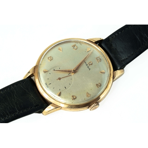 114 - Omega 18K Gold Watch

Oversized wrist watch, 39mm ex. crown, subsidiary seconds, 18mm lugs, running ... 