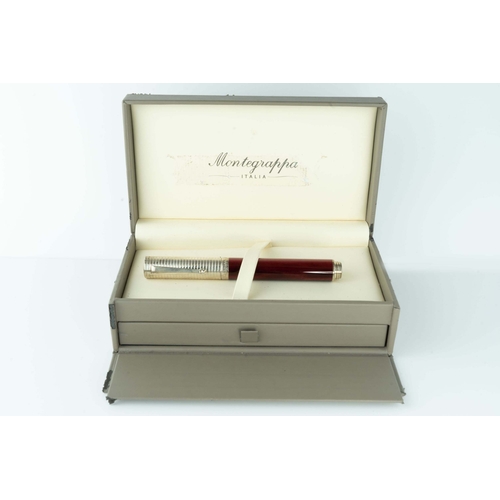 130 - Montegrappa Fountain Pen 1912 Model, Italy

Montegrappa fountain pen in red marble lacquer and 925 S... 