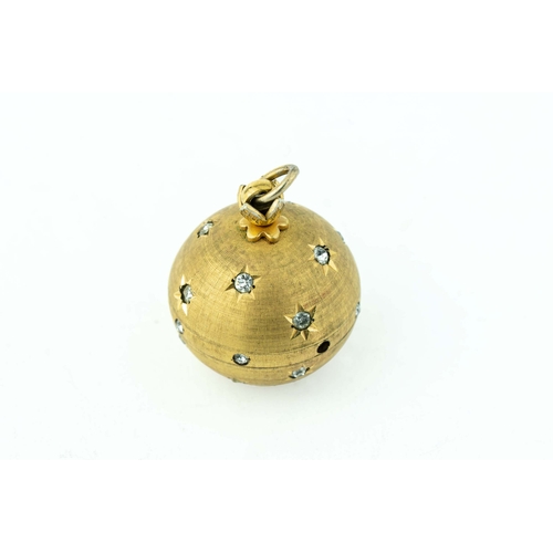 98 - Gold Plated Pendant Aureole Swiss Watch With Gems 

An elegant watch pendant in the shape of a spher... 