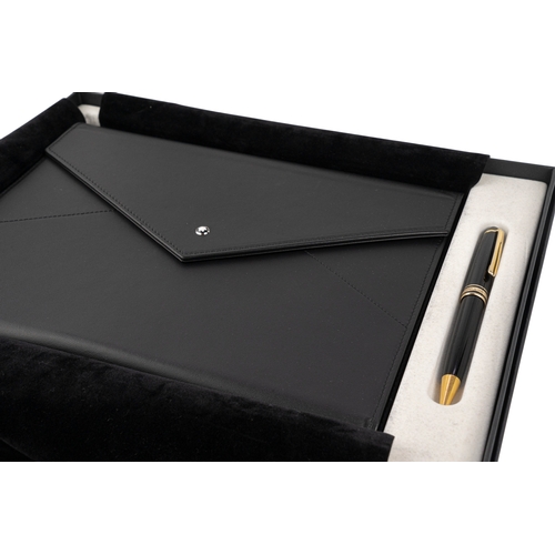 151 - Mont Blanc Augmented Paper   

Comprising a leather envelope, a notebook, writing instrument “Mont B... 