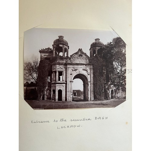 254 - AN INDIAN ALBUM CIRCA 1900
36 print photos of Indian Landmarks, each photo 20,6 x 16 cm, 35,6 x. 26c... 