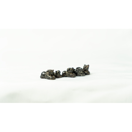 127 - FIVE HAND SCULPED ANCIENT HARDSTONE CAT SHAPE NECKLACE BEADS, Of typical form, five carved stone bea... 