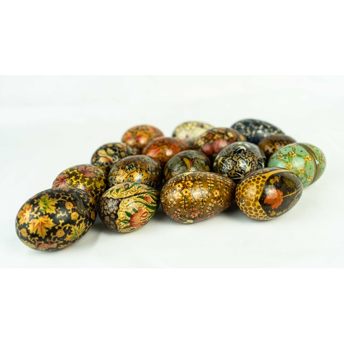 81 - 16 PAPIER-MACHÉ DECORATIVE EGGS, INDIA, All ovoid, each papier-mâché egg with a different pattern, o... 