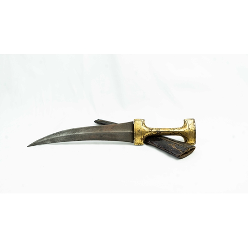 155 - A KHANJAR (DAGGER) WITH GOLD GILDED HILT AND SCABBARD INDIA, EARLY 20TH CENTURY, With a  watered-ste... 