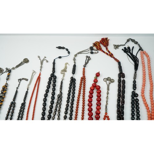 169 - Hand-made 150+ praying beads/rosary/tasbih, various forms, sizes, materials and counts, varrying mat... 