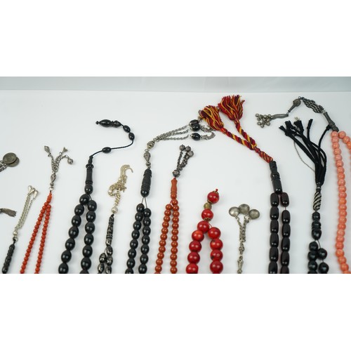 169 - Hand-made 150+ praying beads/rosary/tasbih, various forms, sizes, materials and counts, varrying mat... 