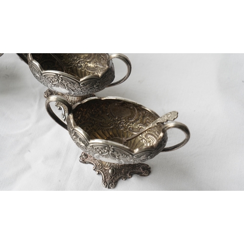 32 - A SET OF FOUR SILVER SUGAR OR SPICE BOWLS WITH SPOONS AND A SILVER INTENSE BURNER OR CANDLE LANTERN,... 