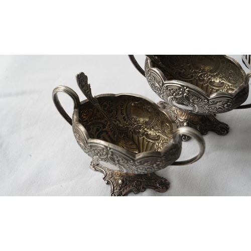 32 - A SET OF FOUR SILVER SUGAR OR SPICE BOWLS WITH SPOONS AND A SILVER INTENSE BURNER OR CANDLE LANTERN,... 