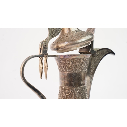 52 - A SILVER DALLAH COFFEE POT, MUSCAT, EARLY 20TH CENTURY. Of traditional shape, a silver coffee pot wi... 