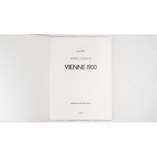 87 - PAPIERS CADEAUX VIENNE 1900
This book brings together sixteen detachable sheets of gift wrap, each r... 