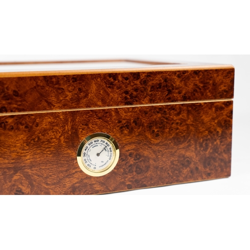 53 - GERMANUS CIGAR HUMIDOR

26 x 22.5 x 10.5cm 
1350grams