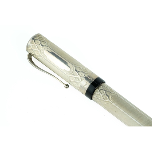 68 - MONTEGRAPPA 1055 VI 925 SILVER FOUNTAIN PEN, ITALY 

Montegrappa fountain pen, engraved with arched ... 