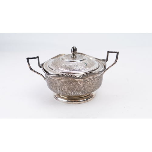 68 - A MID-20TH CENTURY PERSIAN SILVER COVERED SUGAR BOWL, ISFAHAN, CIRCA 1950
MARK OF BIREAE, PAHLAVI DY... 