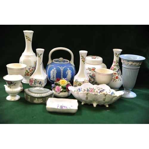 300 - Collection of various Aynsley and Wedgewood Vases, in box