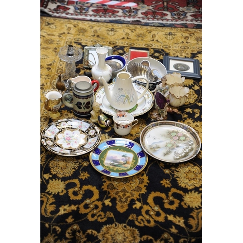 8 - Box of China Ware, oddments, etc.