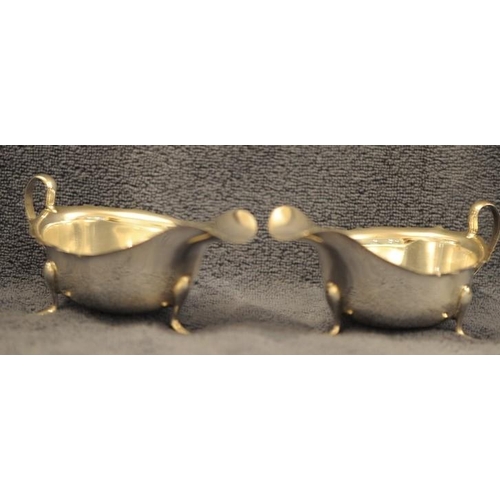 318 - Pair of Silver Sauce Boats - Sheffield 1951 - Emile Viner (Viner's)