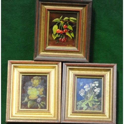 37 - Set of 3 Gilt framed Miniature Oil Paintings of Flowers - by Fred Gruizinga