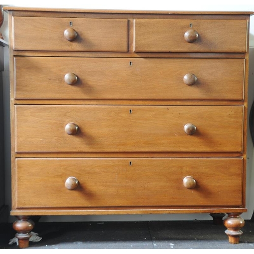 60 - Victorian Mahogany Chest of 5 graduated drawers