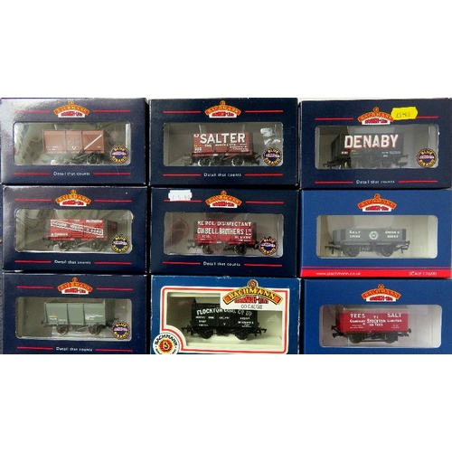 131 - BACHMANN 00 gauge assorted Goods Wagons mostly Private Owner to include: 37-400A Tippler, 37-426A Mi... 