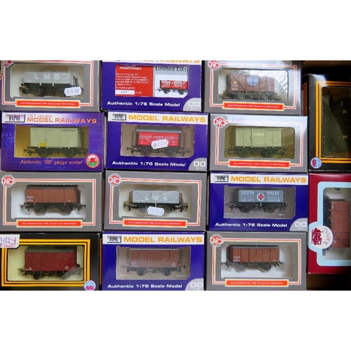 133 - DAPOL 00 gauge comprising: 14 x assorted Goods Wagons various types to include Box Vans, 7-Plank, Ho... 