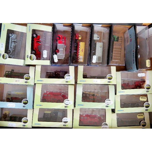 142 - OXFORD DIECAST etc. 1:76 Scale Diecast Vehicles comprising: 19 x assorted to include Commercials, Fi... 