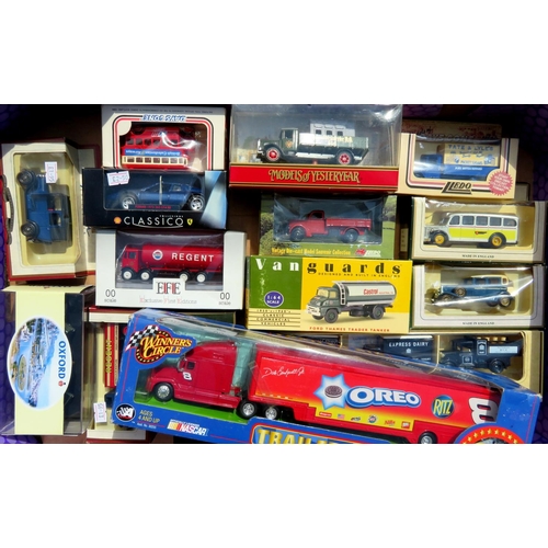 203 - VANGUARDS / OXFORD / EFE etc. Diecast Vehicles comprising: 17 x assorted to include Oxford 76SET05 L... 