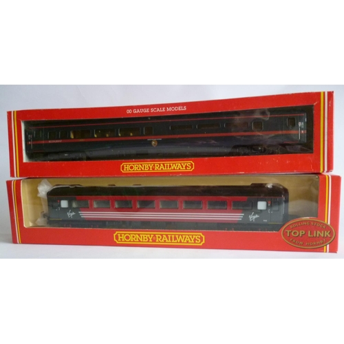 70 - HORNBY 00 gauge Virgin Livery Mk.2 Coaches, R4086A x2, R4087A x1, R4088A x2, GNER Mk.4 Coaches R4074... 