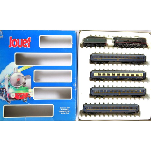 82 - JOUEF HO gauge 720055 “Orient Express” Train Pack containing: Class 2312 Pacific 4-6-2 Loco and 8-wh... 