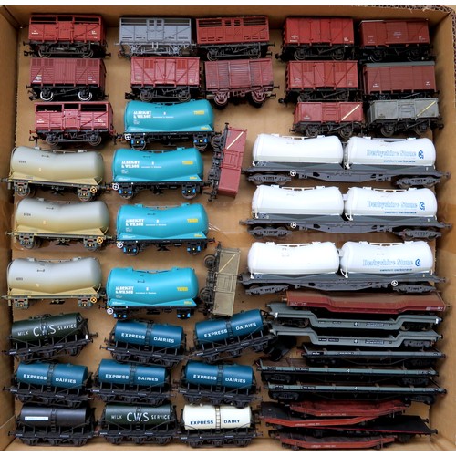 174 - HORNBY / BACHMANN / KIT-BUILT / LIMA plus other manufacturers 00 gauge Rolling Stock comprising: Ass... 