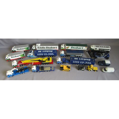 195 - ATLAS EDITIONS/OXFORD DIECAST ‘EDDIE STOBART’ 1:76th models. Mostly unboxed vehicles, plus some oute... 