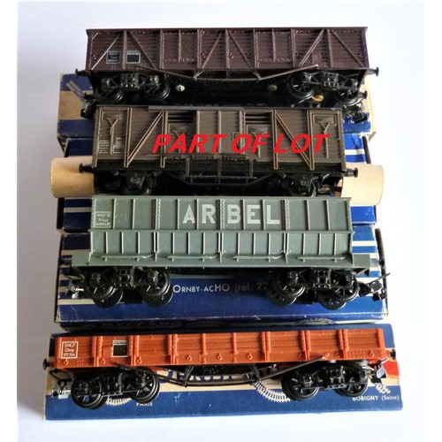 59 - HORNBY ACHO Goods Wagons, 726 ARBELL Bogie Hoppers x2, 728 High Sided Bogie Wagons x2, 727 Low Sided... 