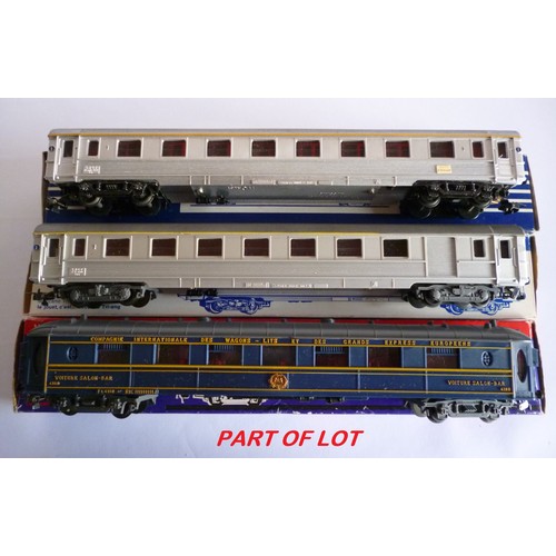 63 - HORNBY ACHO Coaches, 7458 Pullman Salon Bar (rare), 7370 Inox Int Class x4, 7453 Inox Fourgon x2. Ex... 