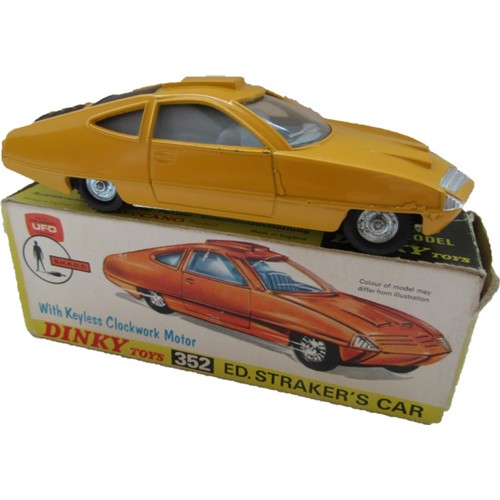 231 - DINKY TOYS 352 Gerry Anderson's UFO Shado Ed Straker's Car. Yellow Body with pale grey interior. Nea... 