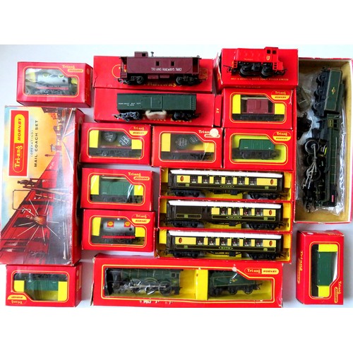 191 - TRIANG / HORNBY 00 gauge Locos and Rolling Stock to include: R759 4-6-0 “Albert Hall” Loco and Tende... 