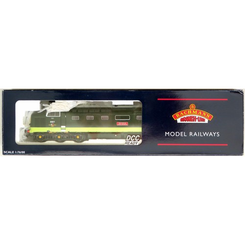 213 - BACHMANN 00 gauge 32-529 (DCC ready) Class 55 Co-Co Diesel Loco “The Durham Light Infantry” No. D901... 