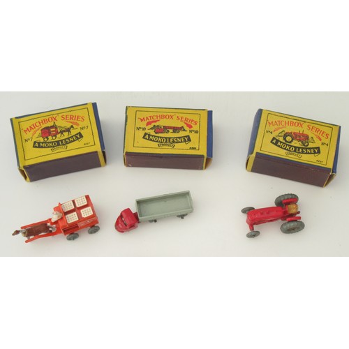 302 - MATCHBOX 1:75 LESNEY models to include No.4 Tractor, No.7 Milk Float (torn end flap) and No.10 Mecha... 