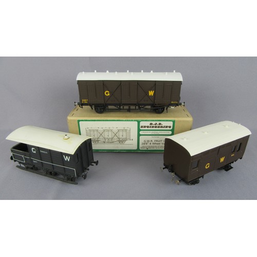 72 - ‘0’ Gauge DJB 28’6” GWR Fruit Van by P.Jackson, Near Mint/Boxed, GWR Horse Box by Western Wagon Work... 