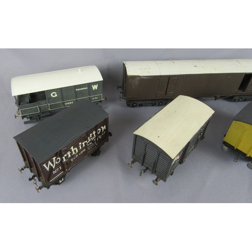 73 - ‘0’ Gauge SIPHON 6 wheel Wagons, Private owner vans, Worthington, Colemans Mustard, BASS, plus Bogie... 