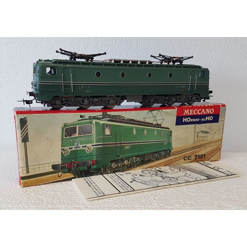 67 - HORNBY-ACHO 6372 cc7121 Electric Loco SNCF Green livery. Excellent to Near Mint in a Very Good Box w... 