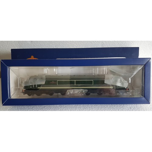 81 - BACHMANN ‘00’ 32-678DS Class 45 Diesel D55 ‘Royal Signals’ BR Green with Sound. Excellent to Mint, B... 