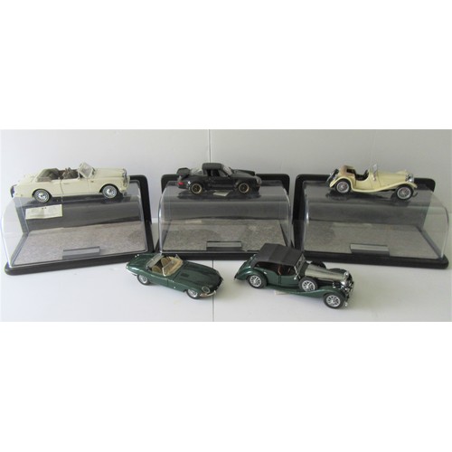 330 - FRANKLIN MINT models to include Rolls Royce Corniche, 1988 Porsche 911, 1938 Jaguar SS100, 1939 Alvi... 