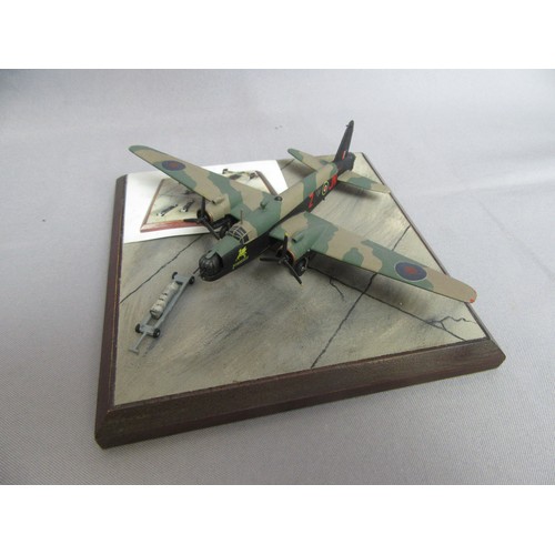 291 - SUPERMARINE SPITFIRE QVK P9386 on stand, 1:48th scale plus smaller scale World War II bomber on disp... 