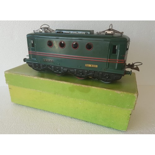 74 - HORNBY (FRENCH) ‘0’ Gauge 3-Rail Electric Loco BB8051 SNCF Dark Green. Excellent/Boxed.