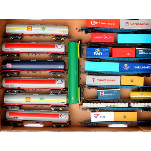 352 - HORNBY 00 Gauge Goods Wagons comprising: 7 x 100 ton Bogie Tankers, 8 x Container Wagons with Loads.... 