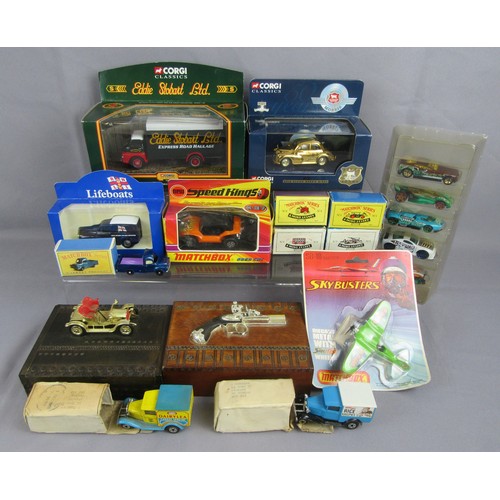 19 - MATCHBOX/CORGI mixed lot of assorted boxed diecast, plus 2 Lesney giftware items. Fair to Mint inclu... 